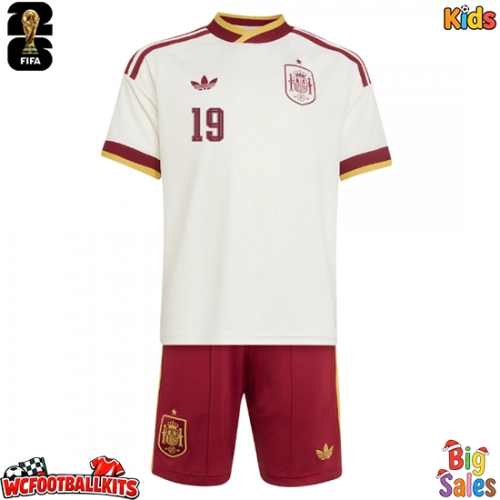 Spain Lamine Yamal #19 Replica Away Stadium Kit for Kids World Cup 2026 Short Sleeve (+ pants)